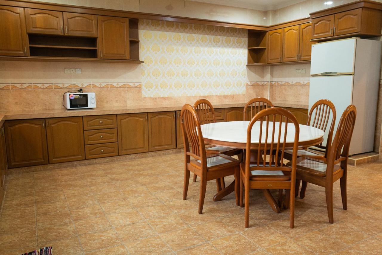 Mk Homestay Wakaf Che Yeh With Bathtub - Max 14 Pax Кота-Бару Экстерьер фото