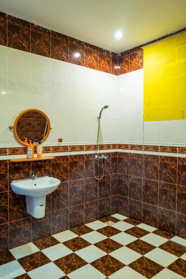 Mk Homestay Wakaf Che Yeh With Bathtub - Max 14 Pax Кота-Бару Экстерьер фото