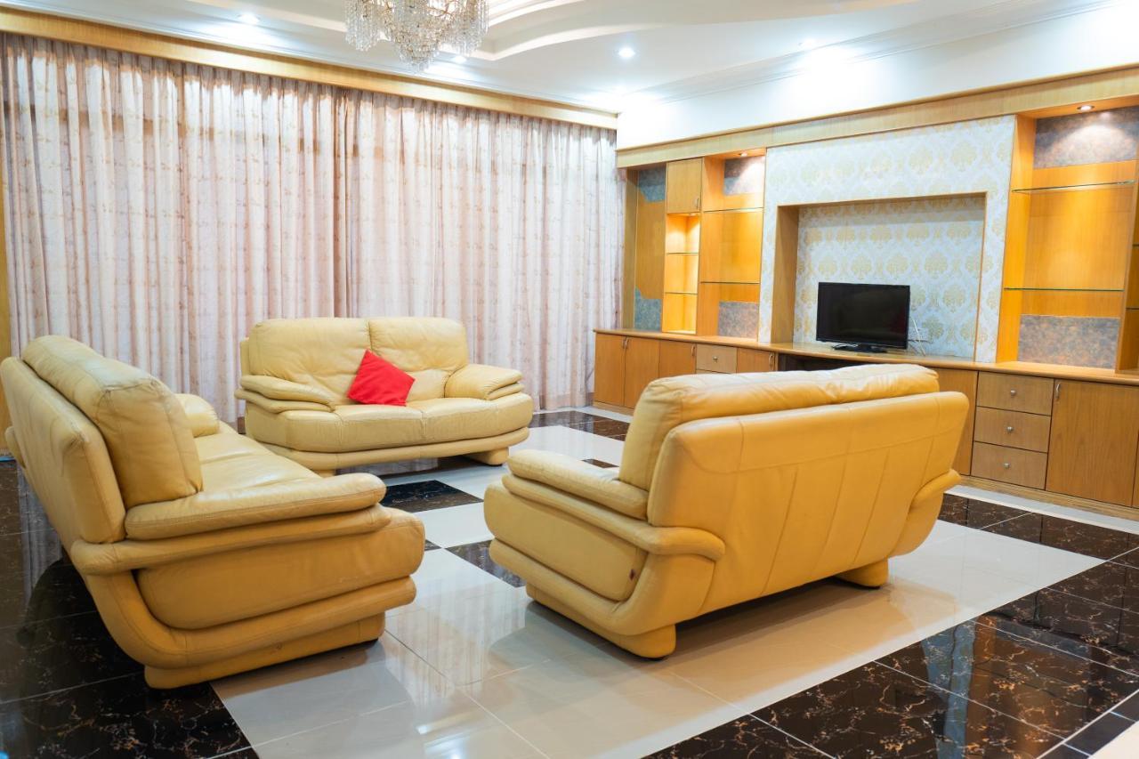 Mk Homestay Wakaf Che Yeh With Bathtub - Max 14 Pax Кота-Бару Экстерьер фото