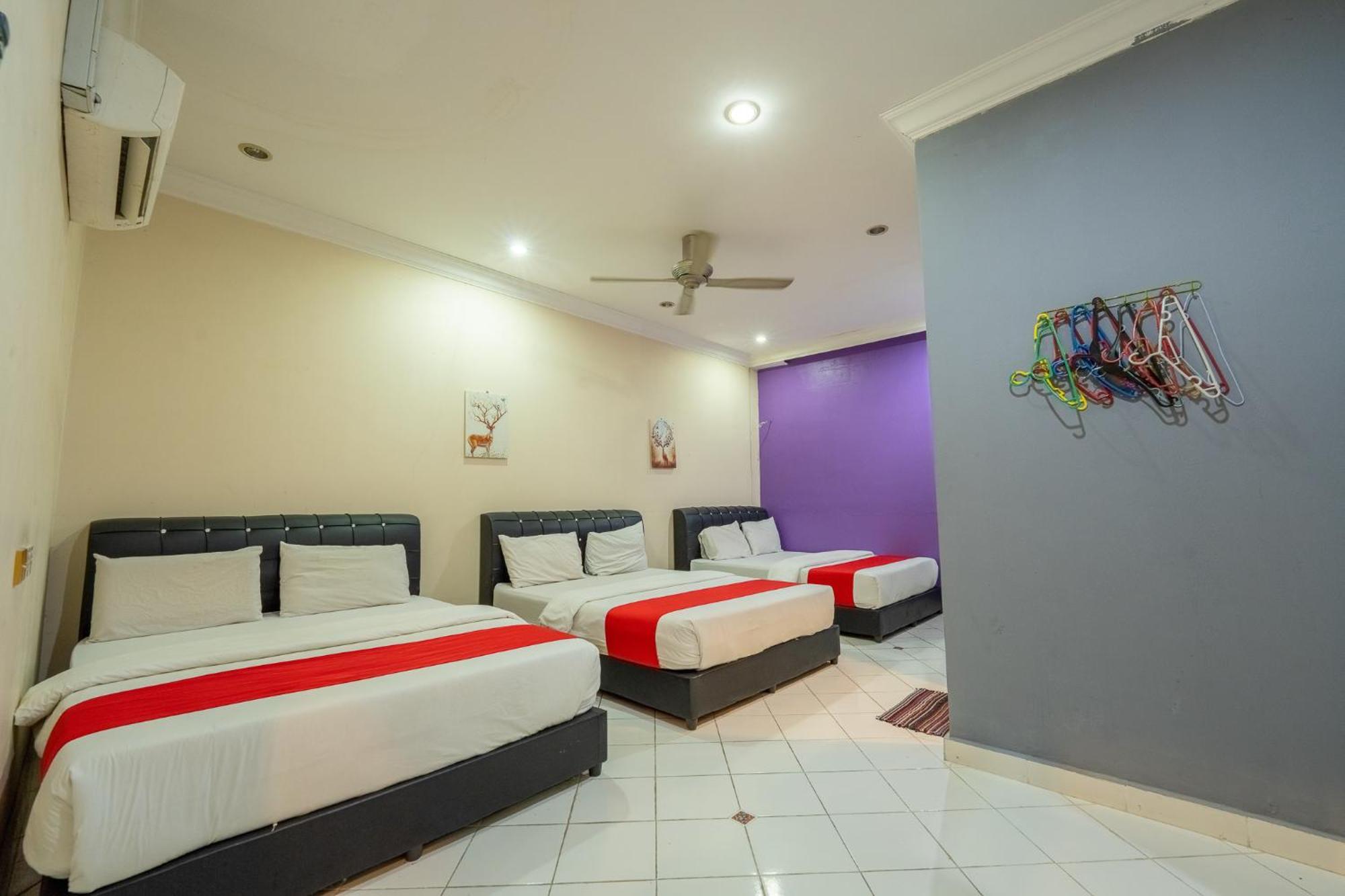 Mk Homestay Wakaf Che Yeh With Bathtub - Max 14 Pax Кота-Бару Экстерьер фото